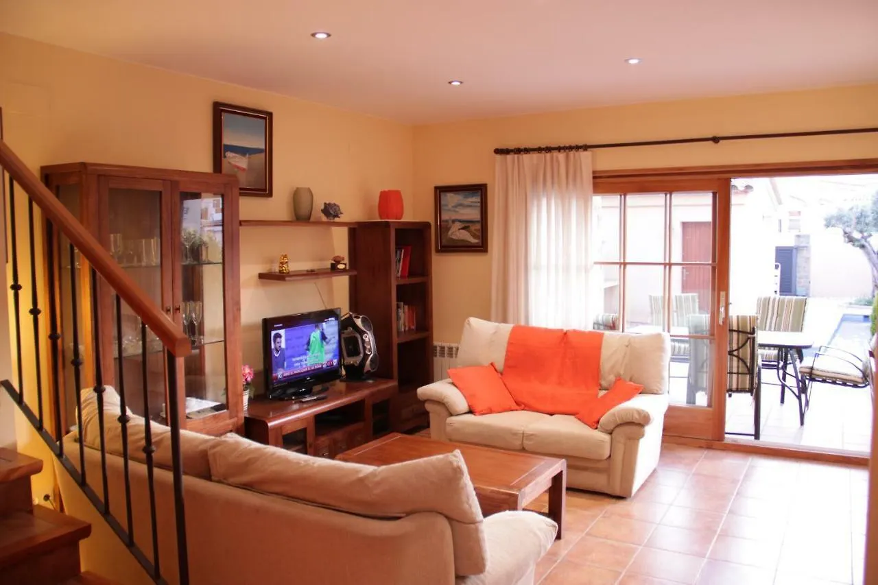 Villashim L' Escala 0*,